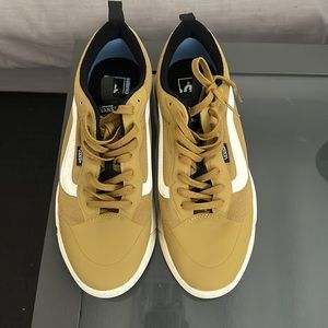 Vans Ultrarange shoes